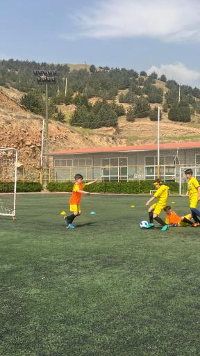 عکس مدرسه فوتبال افرا