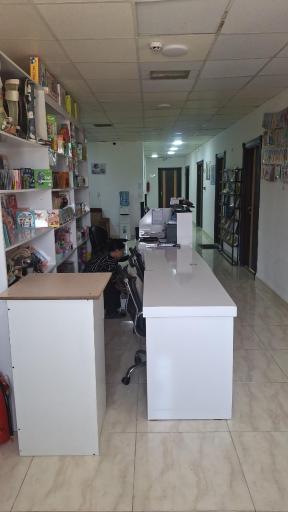 عکس کلینیک جامع هَلاله کیش