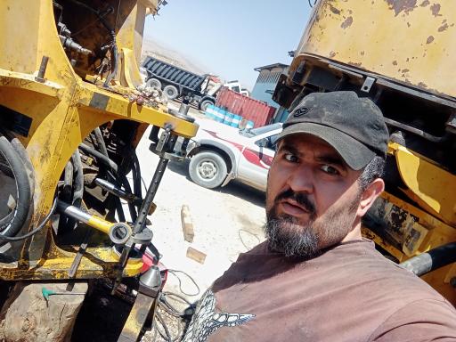 عکس آهنگری ماشین آلات راهسازی رابین