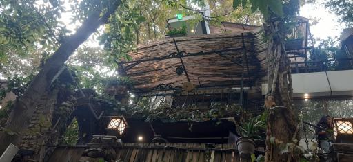 عکس رستوران میرزایی