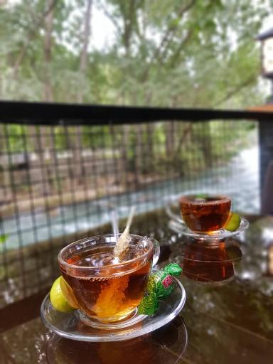 رستوران میرزایی