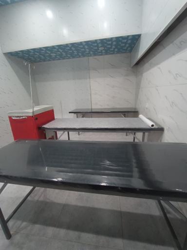 عکس ساختمان پزشکان سرو