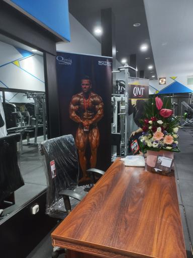 عکس باشگاه بدنسازی علی عبدالملکی