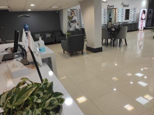 عکس اپتومتری و بینایی سنجی البرز(اپتومتریست عباس صادقی)