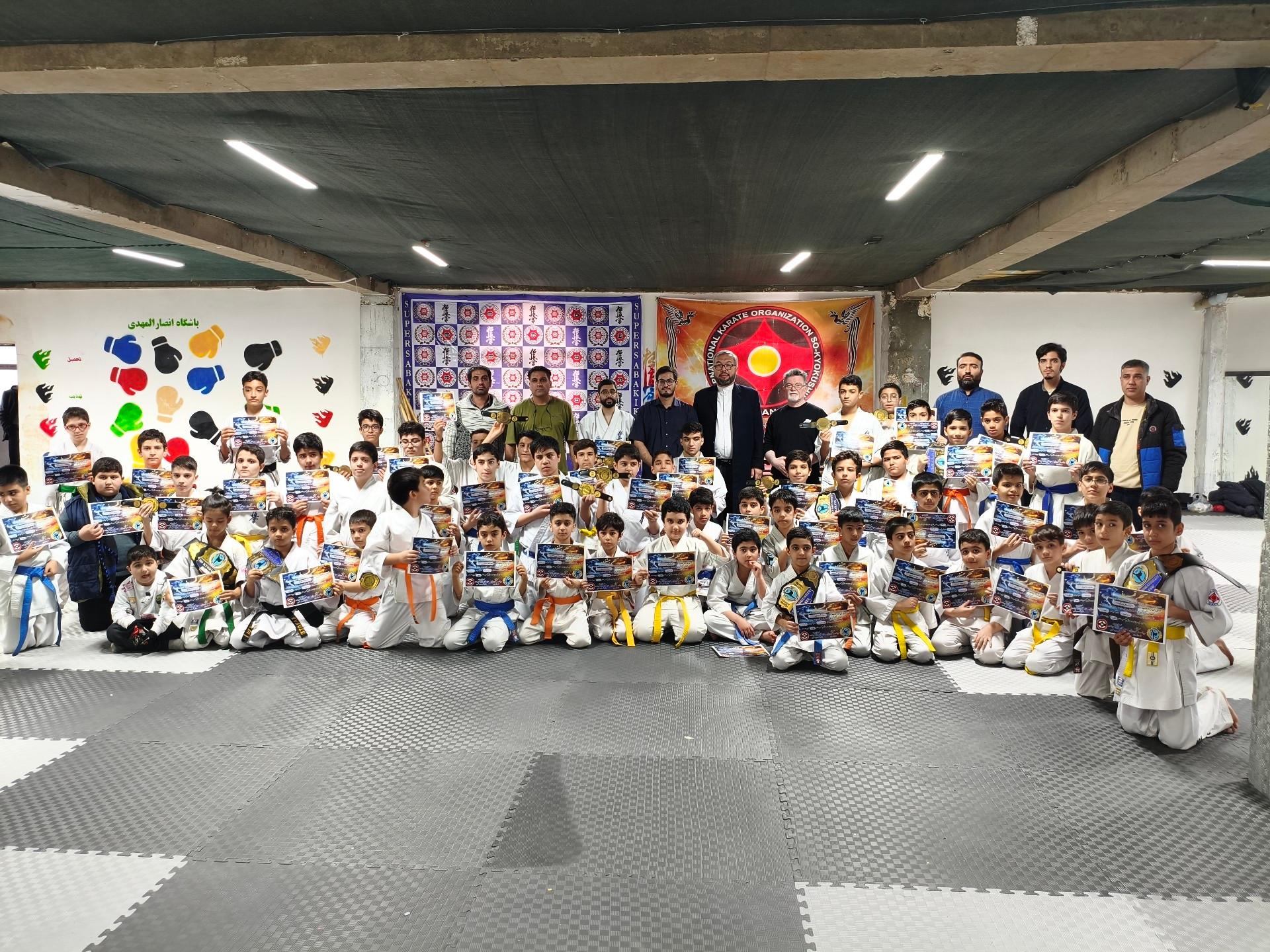 عکس باشگاه کیوکوشین کاراته 