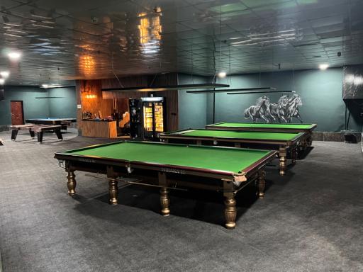 عکس بیلیارد تک پلاس