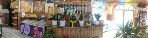 عکس کافه و سوغات‌های خوشمزه ایران کاک عظیم