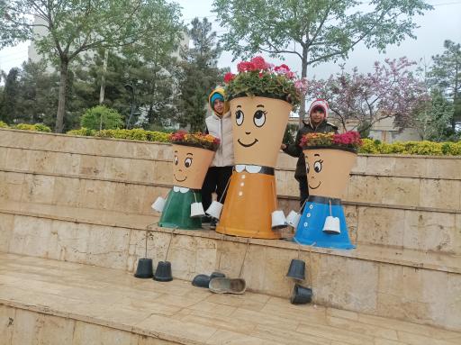 عکس درب ورودی باغ گل ها