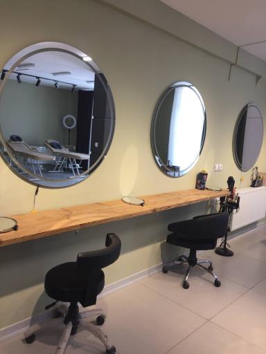 عکس سالن زیبایی آزاده حبیب اللهی