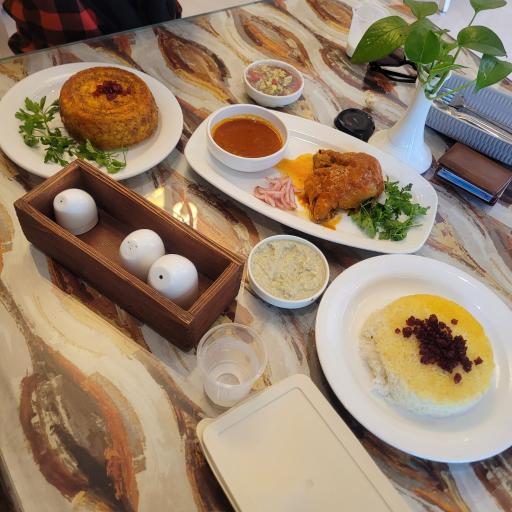 عکس رستوران خانگی نون و نمک