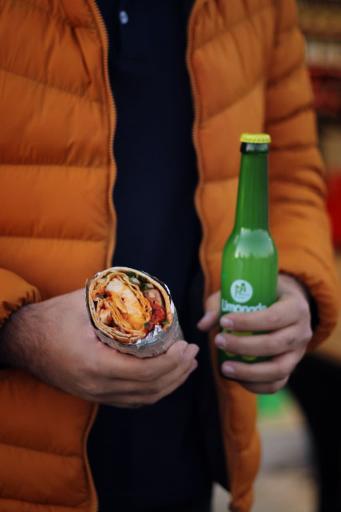 عکس لقمه کباب با تو ۲