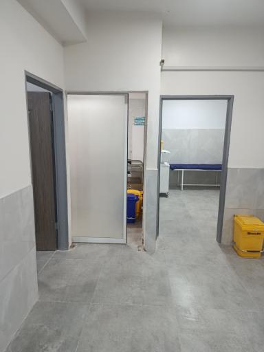عکس درمانگاه شبانه روزی اشکان 