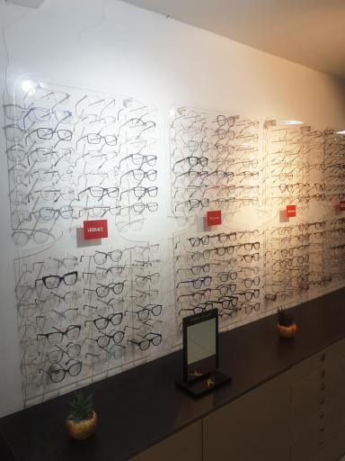 عکس کلینیک چشم و عینک دیدنو