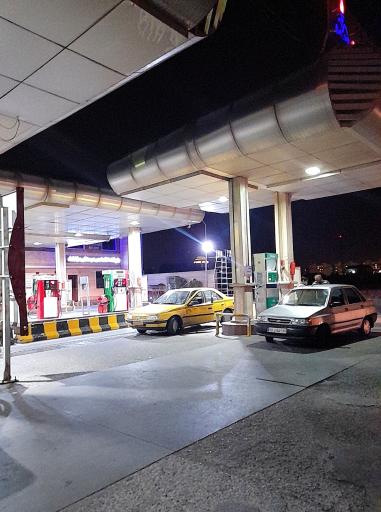 عکس پمپ گاز CNG زنگنه