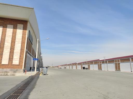 عکس میدان مرکزی میوه و تره بار شهریار