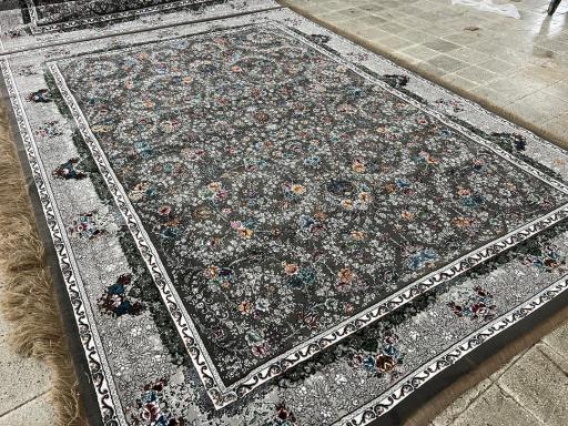 عکس انبار مرکزی فرش خداوردی 