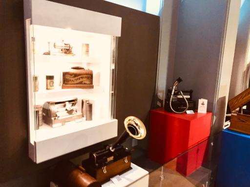 عکس موزه موسیقی تهران