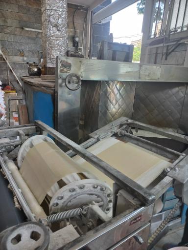 عکس نانوایی لواش نادر