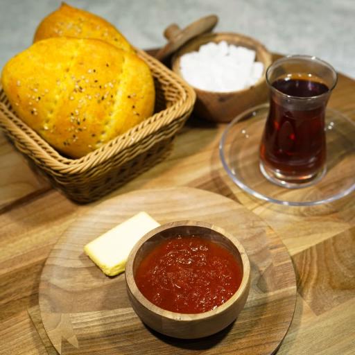 عکس رستوران و تهیه غذای پلادونه