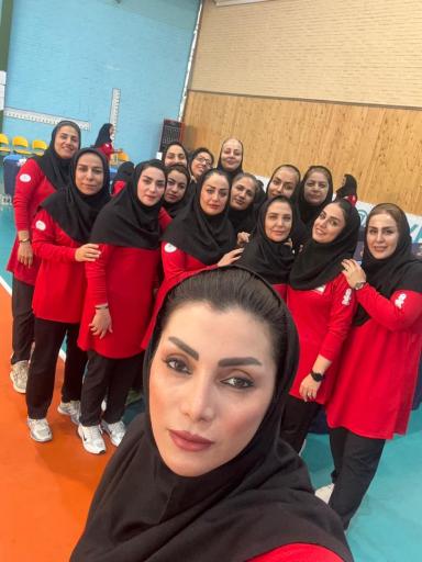 عکس باشگاه والیبال ذرئیه (دختران)