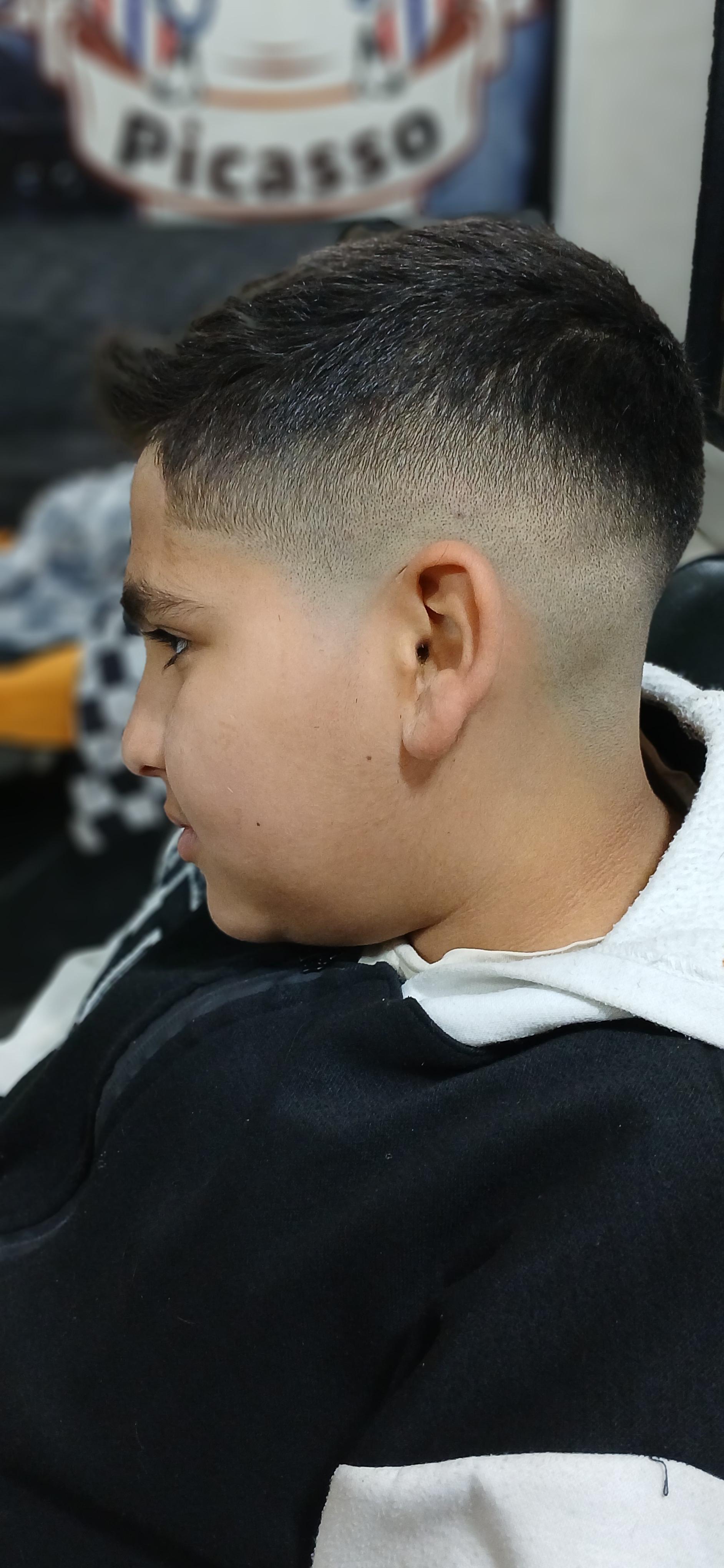 عکس آرایشگاه پیکاسو