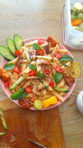 عکس کافه رستوران کره ای سئول امید مالیلای