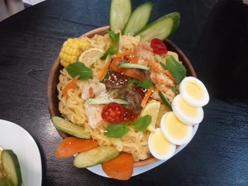 عکس کافه رستوران کره ای سئول امید مالیلای