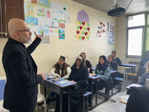 عکس دبستان غیردولتی جوانه ها