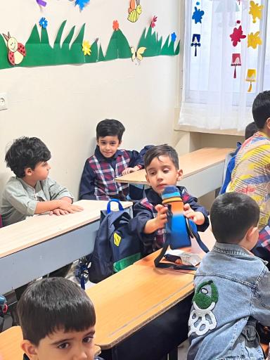عکس دبستان غیردولتی جوانه ها