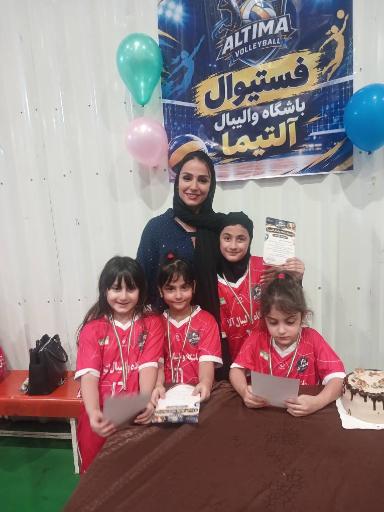 عکس باشگاه والیبال ذرئیه (دختران)