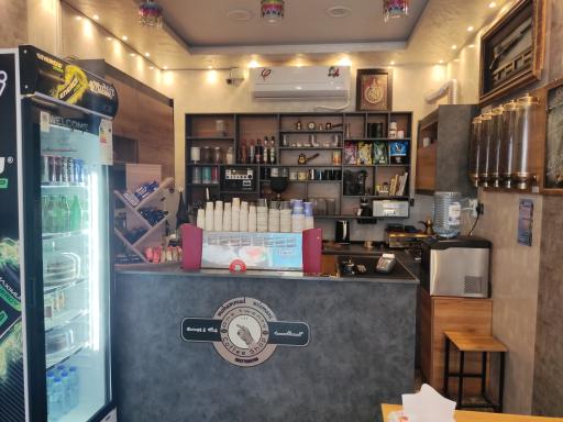 عکس کافه یک و بیست