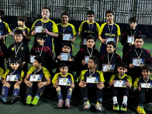 عکس باشگاه و مدرسه فوتبال ایرانیان البرز