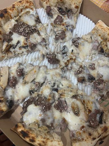 عکس پیتزا سپرو