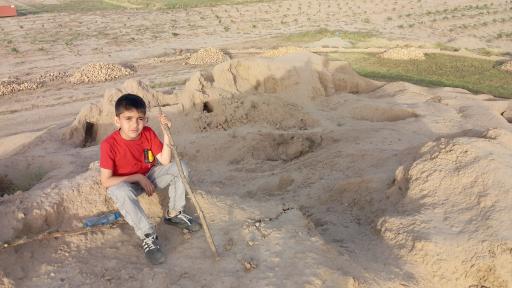 عکس قلعه باستانی