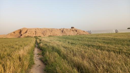 عکس قلعه باستانی