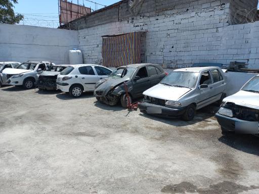 عکس خرید و فروش خودروهای تصادفی کارسل