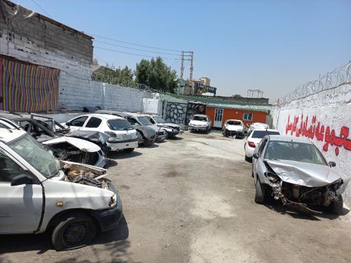 عکس خرید و فروش خودروهای تصادفی کارسل