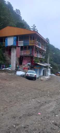 عکس مسافرخانه چوبی مهیار