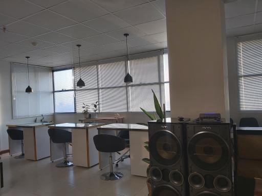 عکس سالن زیبایی ساری گل