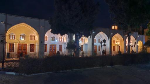 عکس هتل جهانگردی نائین