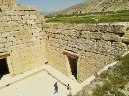 عکس شهر باستانی بیشاپور