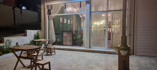 عکس کافه تریال حیات