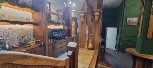 عکس کافه تریال حیات