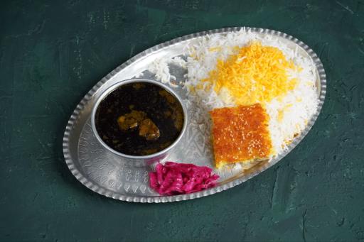 عکس غذا سرای تبرک