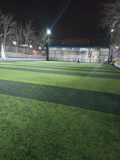 عکس مدرسه فوتبال فردوس