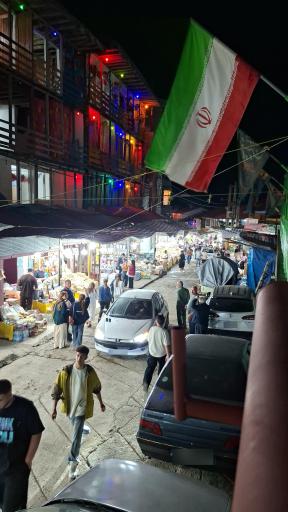 عکس مسافرخانه چوبی مهیار