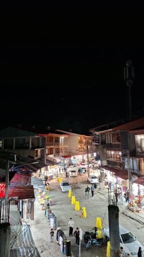 عکس مسافرخانه چوبی مهیار