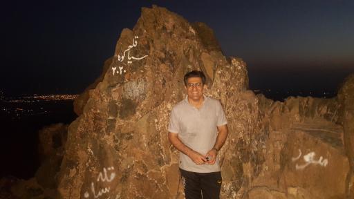 عکس سیاه کوه