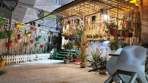 عکس کافه رستوران عالیجناب