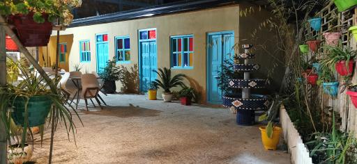 عکس کافه رستوران عالیجناب